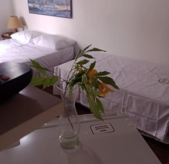 家庭间, Resonamuh Hostel