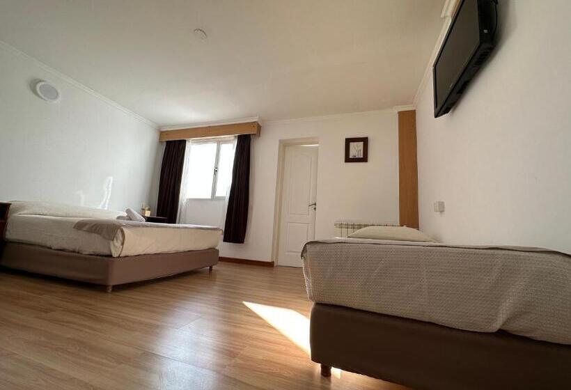 四人标准间, Kelman