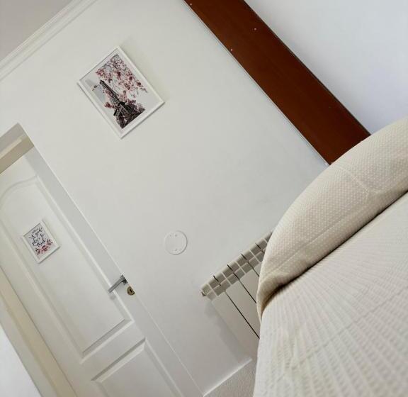 四人标准间, Kelman