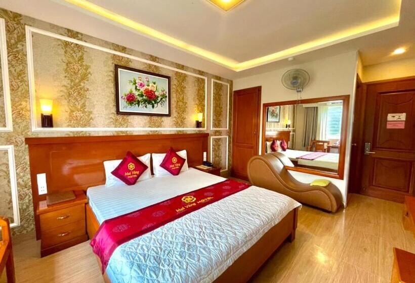 اتاق سوپریور, Mai Vang