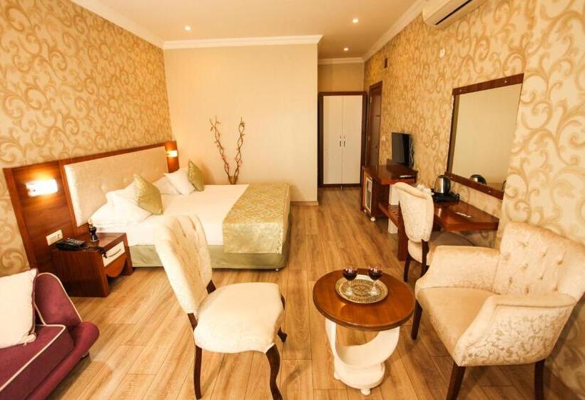 غرفة ديلوكس فردية, Tuğhan