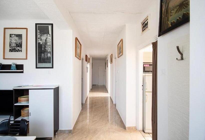 침실 3개 아파트, Unicum Vendégház