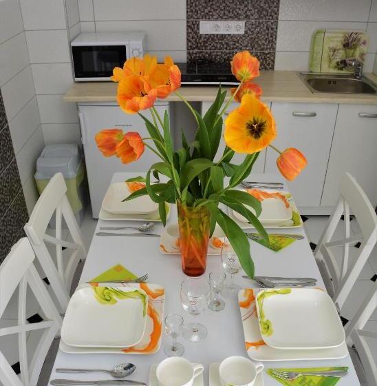 침실 2개 아파트, Unicum Vendégház