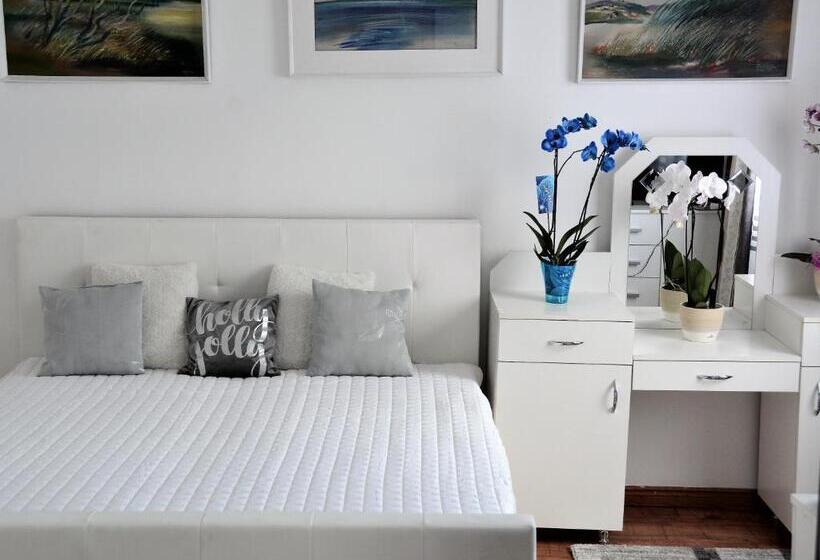 스위트, Unicum Vendégház