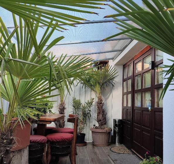 디럭스 스튜디오, Unicum Vendégház