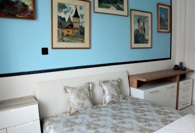 침실 2개 아파트, Unicum Vendégház