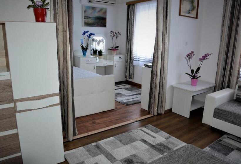 스위트, Unicum Vendégház