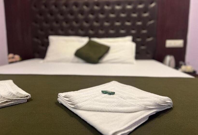 Номер Deluxe, Purnima Residency