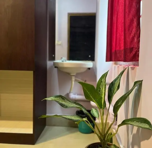 デラックスルーム, Purnima Residency