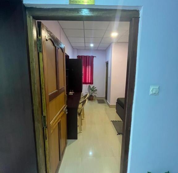 豪华房间, Purnima Residency