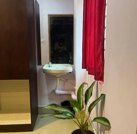 デラックスルーム, Purnima Residency