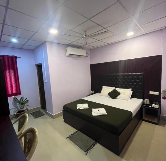 Номер Deluxe, Purnima Residency