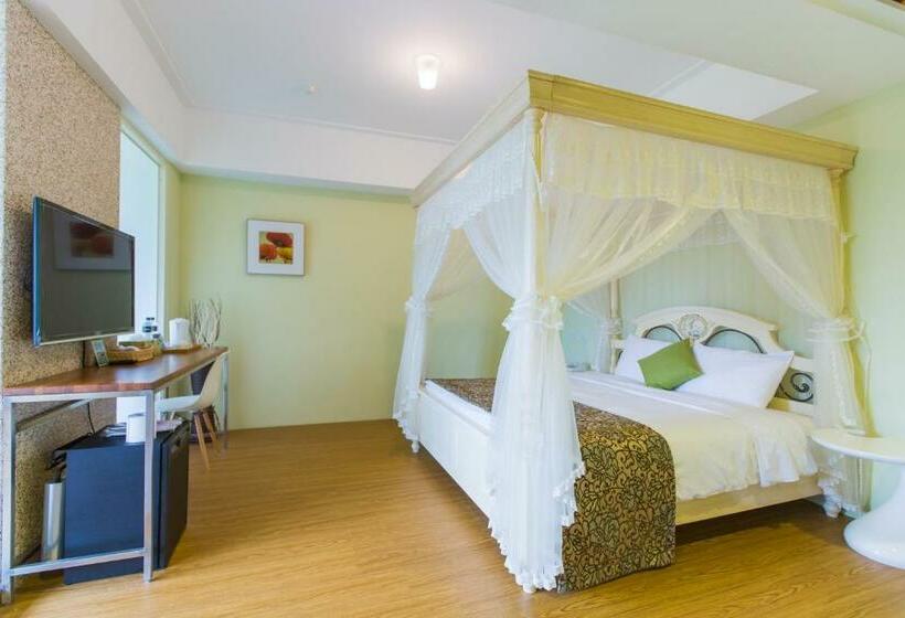اتاق لوکس, Sun Hola Villa