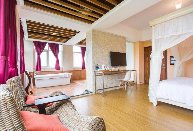 اتاق لوکس, Sun Hola Villa