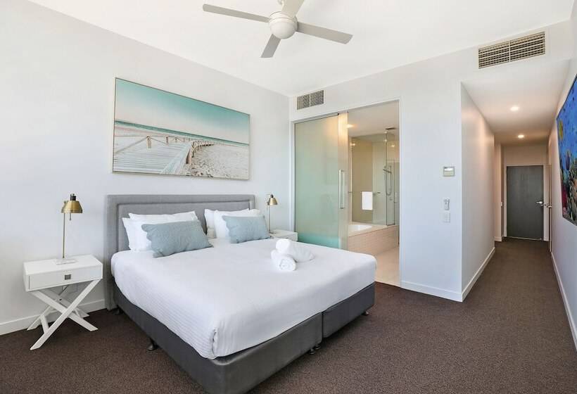 デラックススイートの３ベッドルーム, Element On Coolum Beach