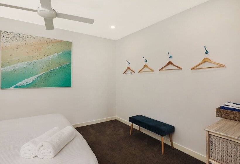 プールビューの３ベッドルームアパート, Element On Coolum Beach