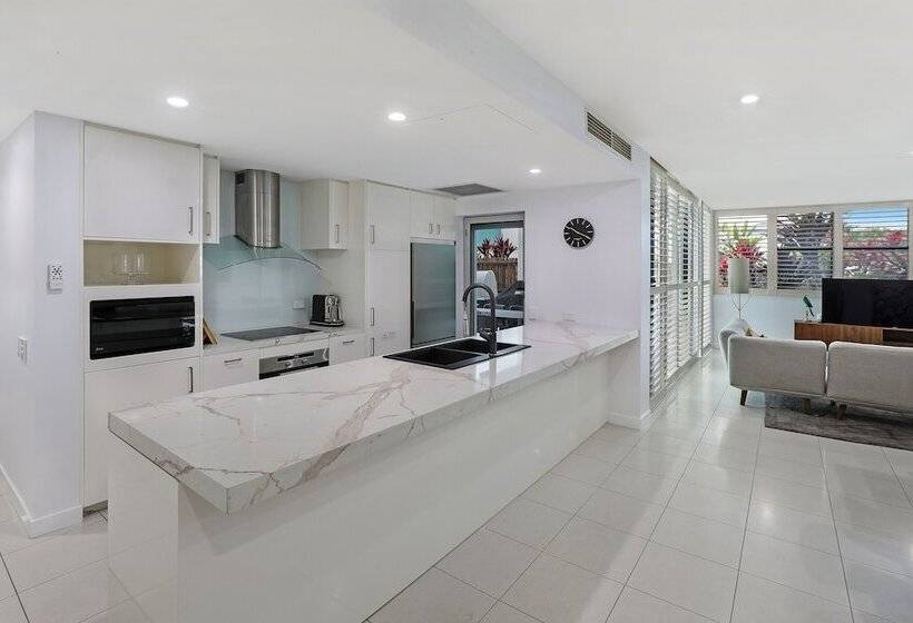 庭の見える１ベッドルームアパートメント, Element On Coolum Beach