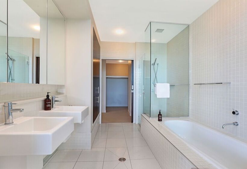 オーシャンビューデラックススイート, Element On Coolum Beach