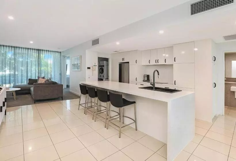 プールビューの2ベッドルームアパート, Element On Coolum Beach