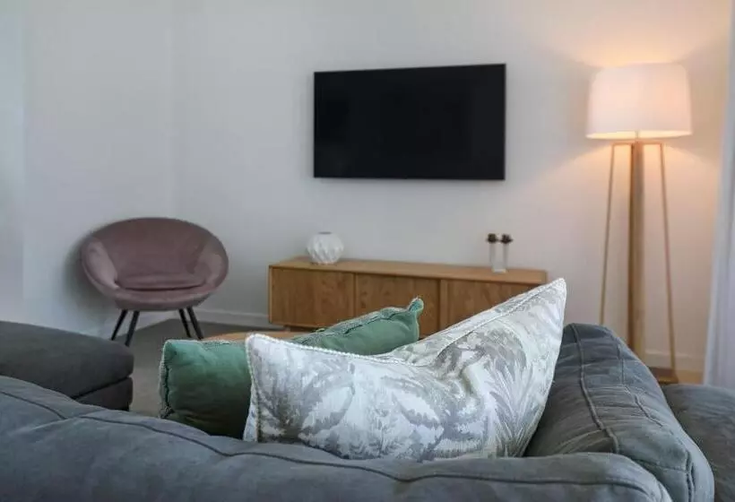 プールビューの2ベッドルームアパート, Element On Coolum Beach