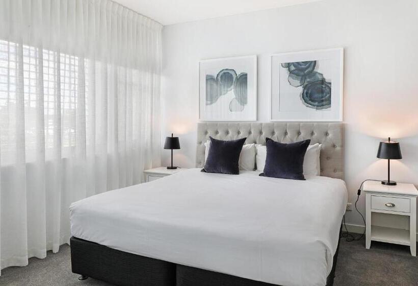 プールビューの２ベッドルームアパート, Element On Coolum Beach