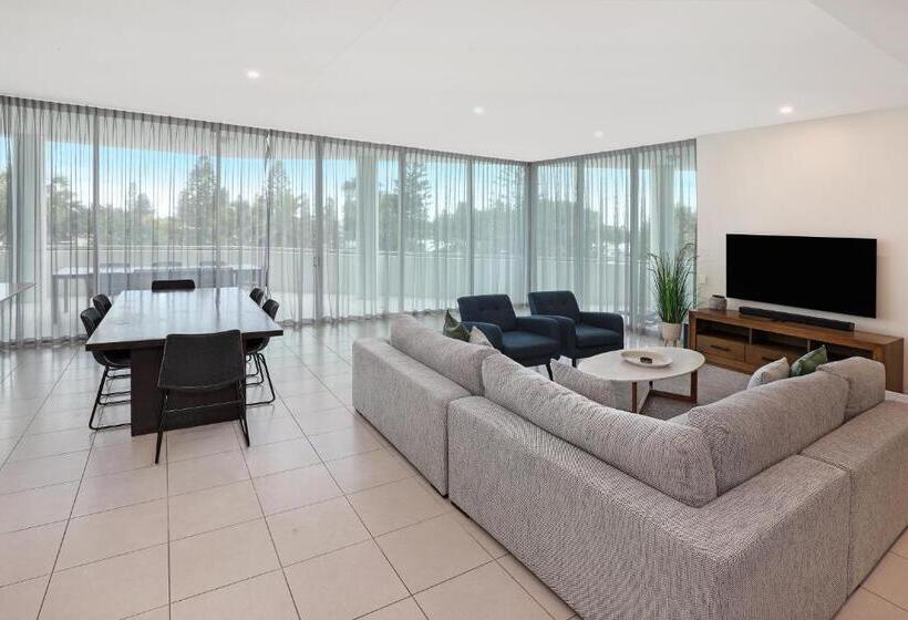 デラックススイート, Element On Coolum Beach