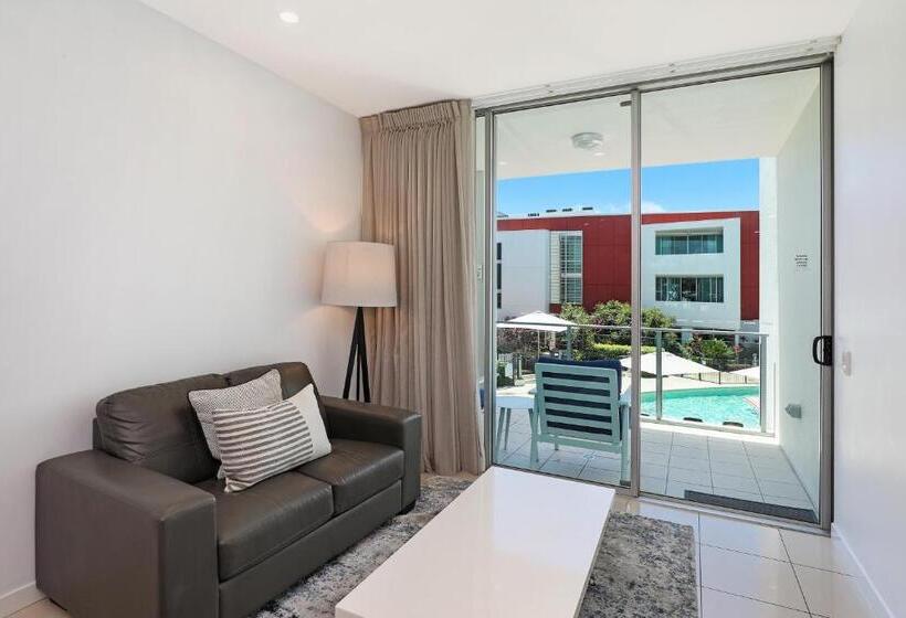 プールビューの２ベッドルームアパート, Element On Coolum Beach