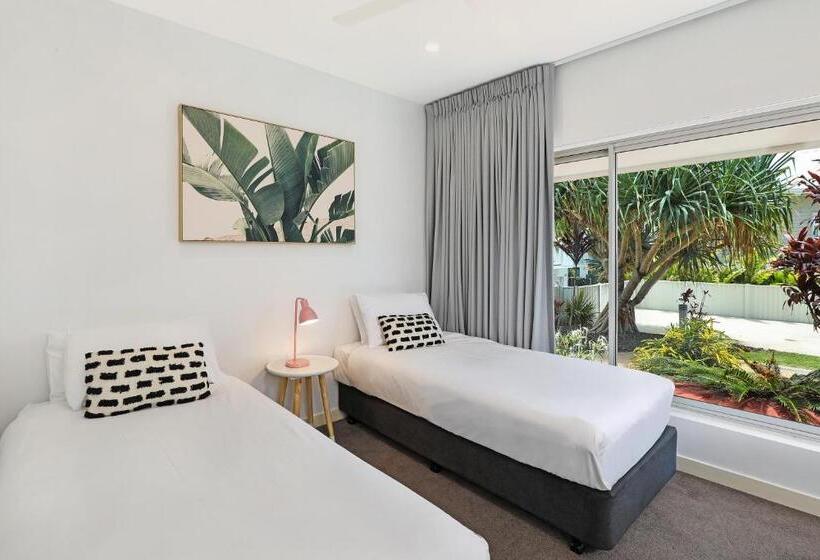 プールビューの２ベッドルームアパート, Element On Coolum Beach