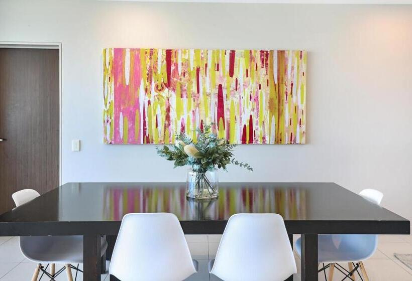 デラックススイートの３ベッドルーム, Element On Coolum Beach