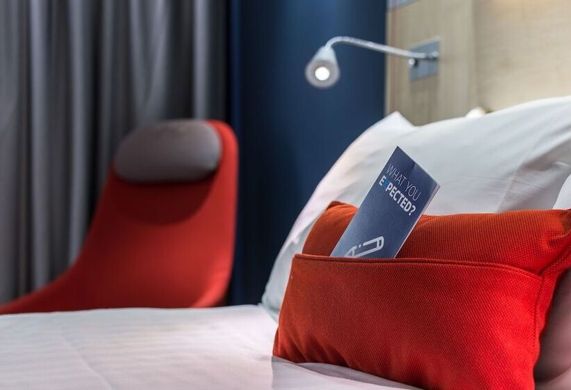 Номер Стандарт, Holiday Inn Express Kettering, An Ihg