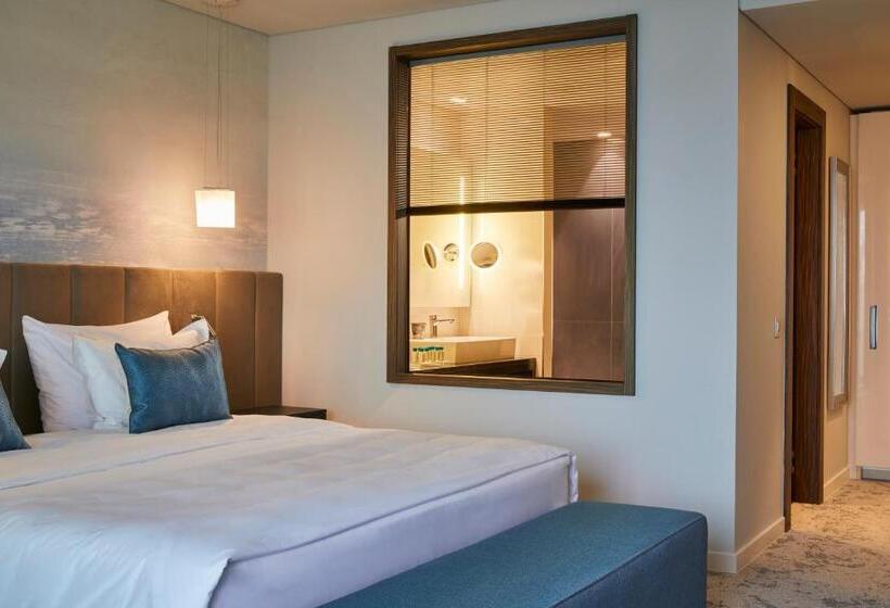 اتاق لوکس با چشمانداز دریا, Kempinski Palace Portorož