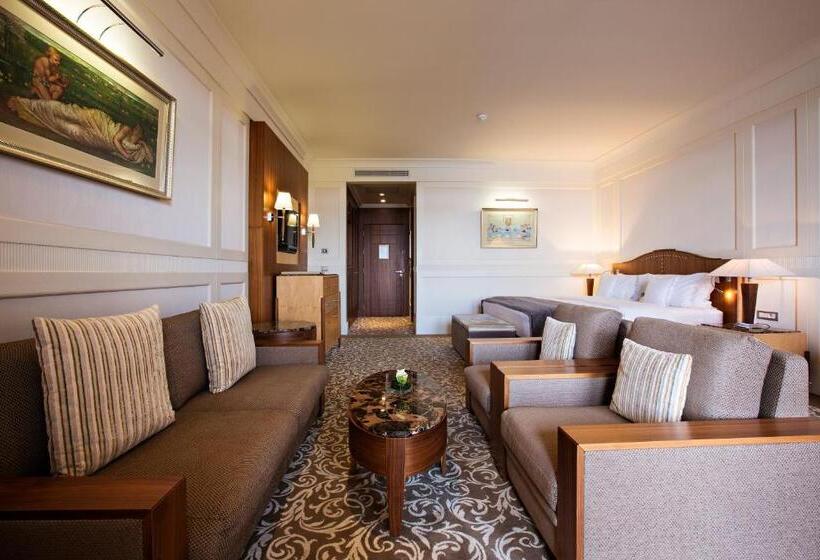 اتاق لوکس با چشمانداز دریا, Kempinski Palace Portorož