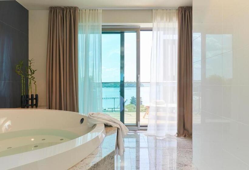 سوییت لوکس, Kempinski Palace Portorož