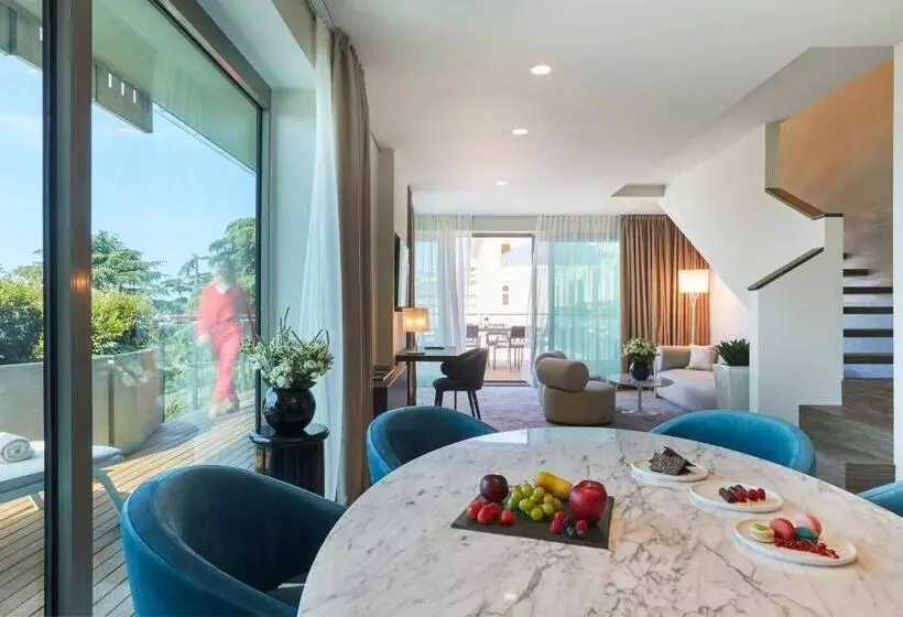 سوییت لوکس, Kempinski Palace Portorož