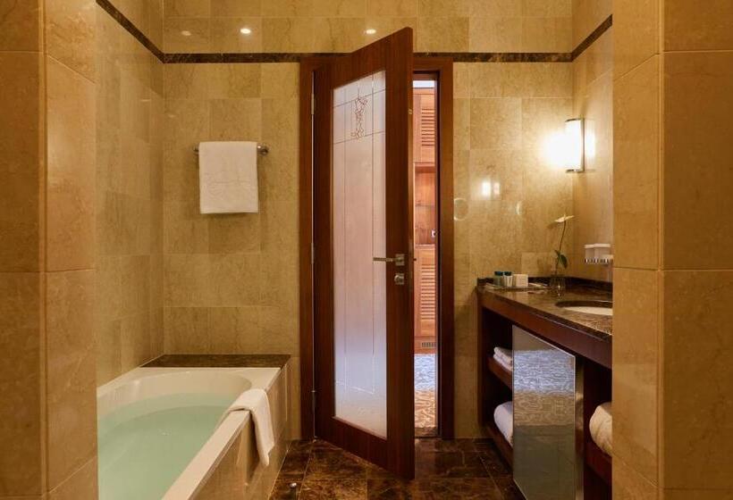 اتاق سوپریور با چشم‌انداز دریا, Kempinski Palace Portorož