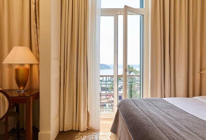 اتاق سوپریور با چشم‌انداز دریا, Kempinski Palace Portorož