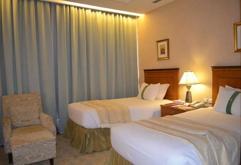 身障者適用スタンダードルーム, Ramada By Wyndham Al Khobar