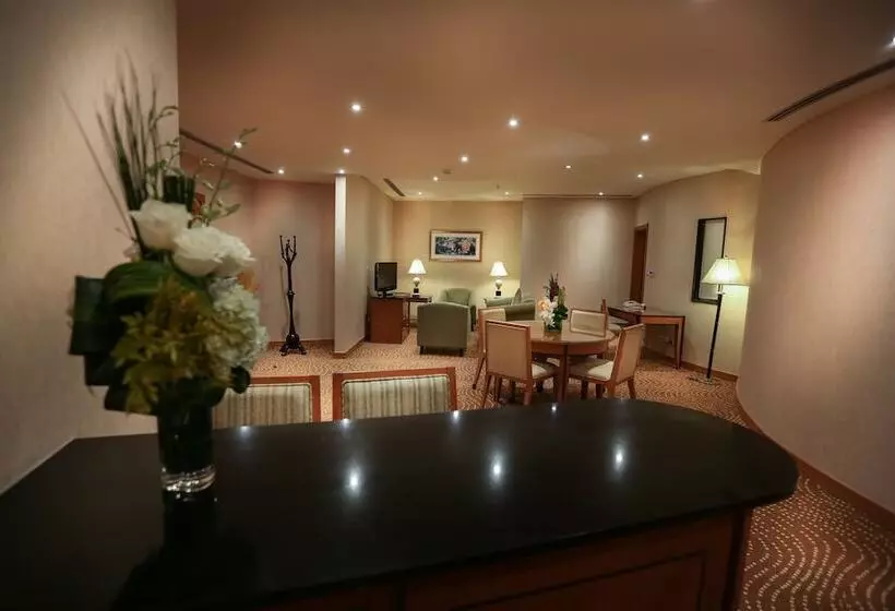 ２ベッドスイートルーム, Ramada By Wyndham Al Khobar