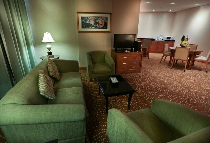 سوئیت 2 خوابه, Ramada By Wyndham Al Khobar