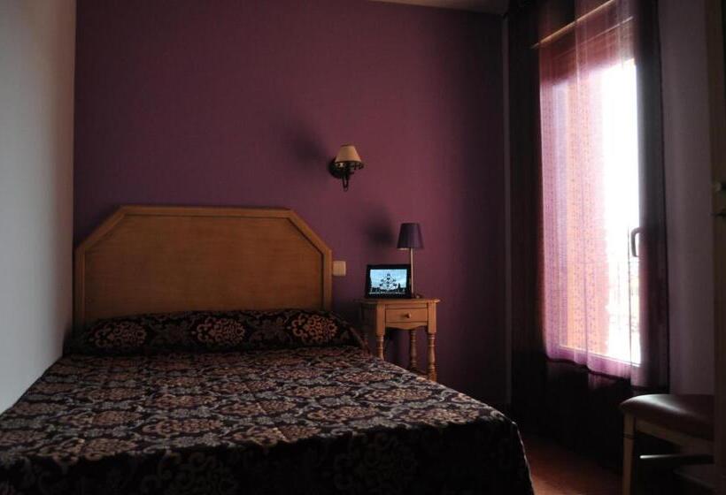 غرفة قياسية فردية, Langa