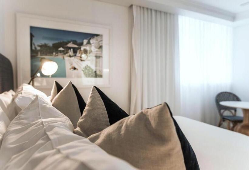 Студия Стандарт, Tingirana Noosa