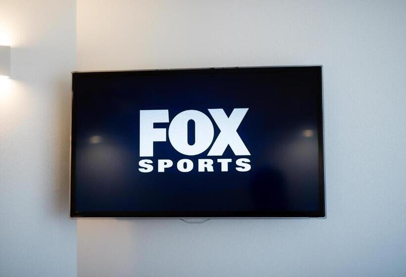 Апартаменты Deluxe 2 Спальни, Tingirana Noosa