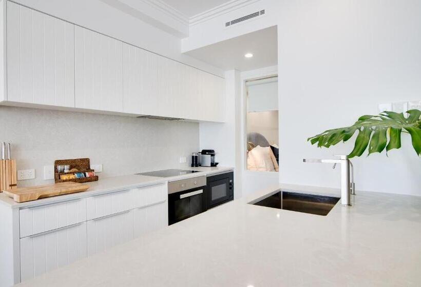 Апартаменты Deluxe 2 Спальни Вид на Море, Tingirana Noosa