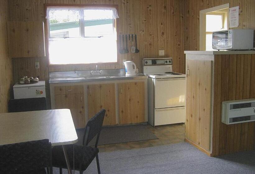 חדר סופריור, Tongariro River Motel