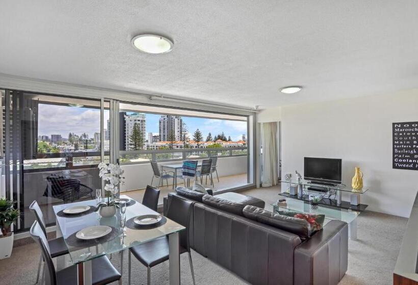 침실 1개 아파트, Tweed Ultima Apartments