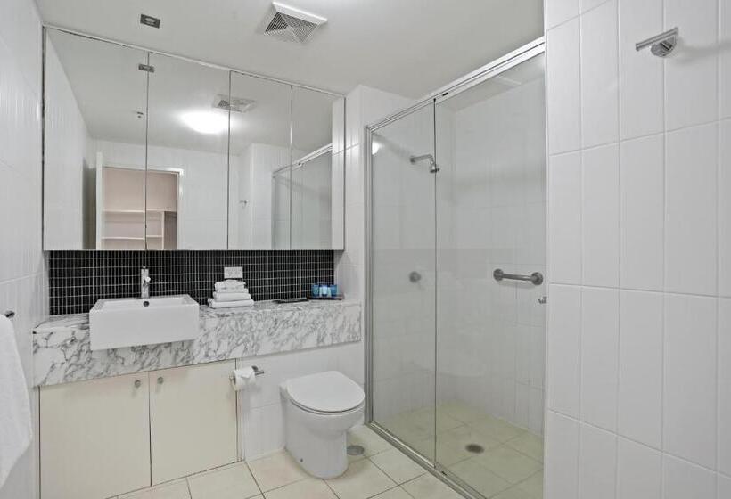 1 Bedroom Penthouse Apartment, Tweed Ultima Apartments