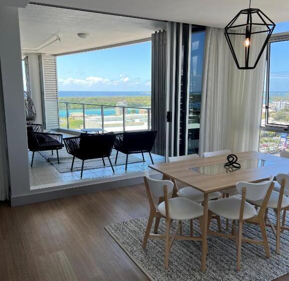1 Bedroom Penthouse Apartment, Tweed Ultima Apartments