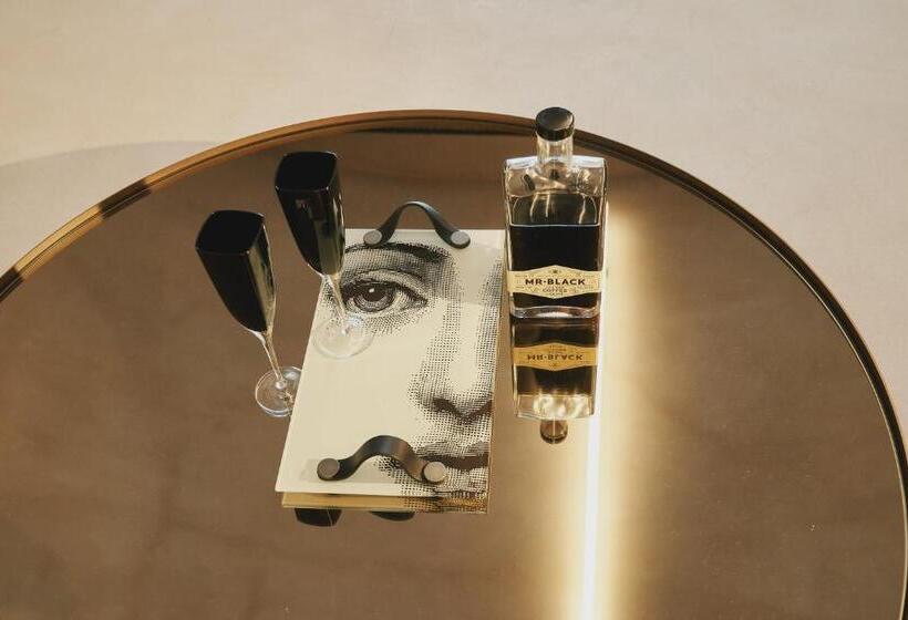 Suite mit Ausblick, Divine Cave Experience