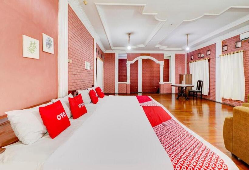 سوییت خانوادگی, Wisma Acidalia Syariah