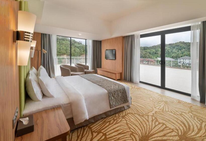 جناح عائلي, Zenith Hotel Cameron